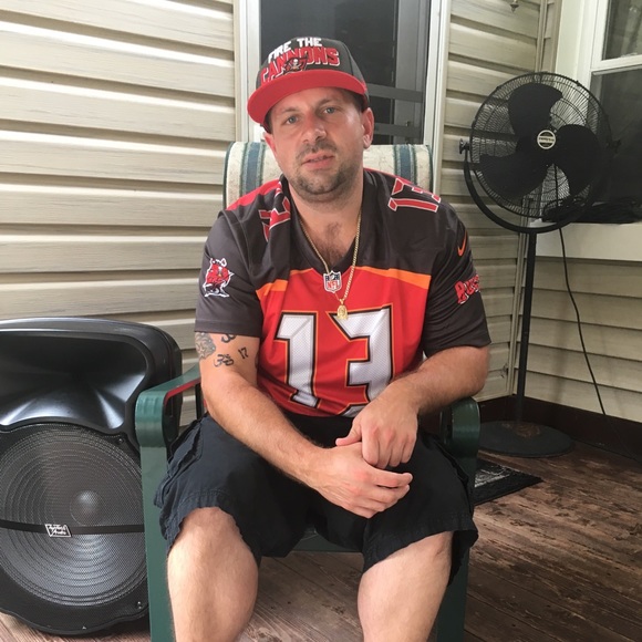 Meet your Posher, Brett - Picture 1 of 1